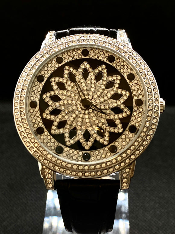 Beautiful ladies chilled out watch with rotatable dial